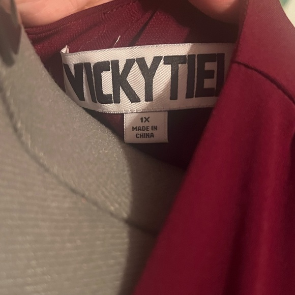 SOLD-Peasant style red dress - Picture 3 of 4